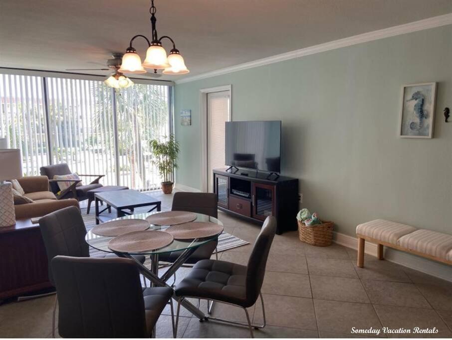 Biloxi Beach-Good Vibes Condo Exterior photo